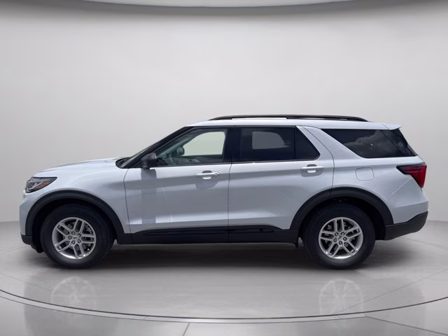 2026 Space White Metallic Ford Explorer Active RWD SUV