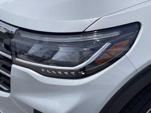 2026 Space White Metallic Ford Explorer Active RWD SUV