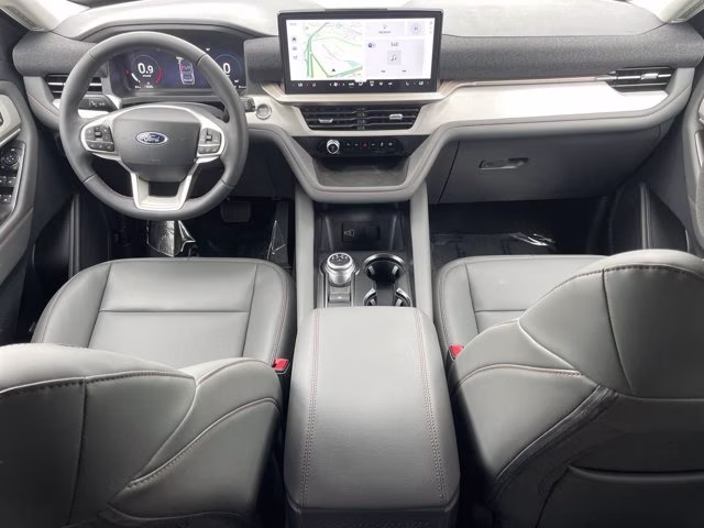2026 Space White Metallic Ford Explorer Active RWD SUV