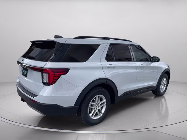 2026 Space White Metallic Ford Explorer Active RWD SUV