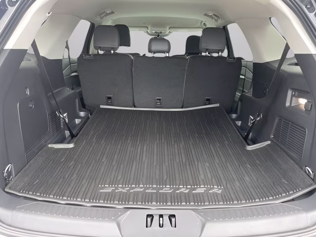 2026 Space White Metallic Ford Explorer Active RWD SUV