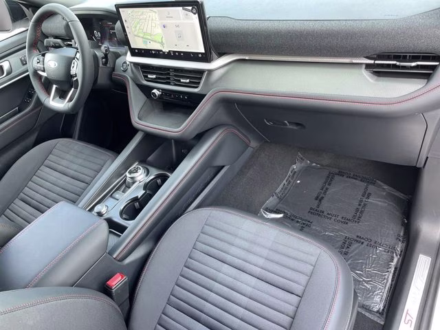 2026 Star White Metallic Tri-Coat Ford Explorer ST-Line RWD SUV