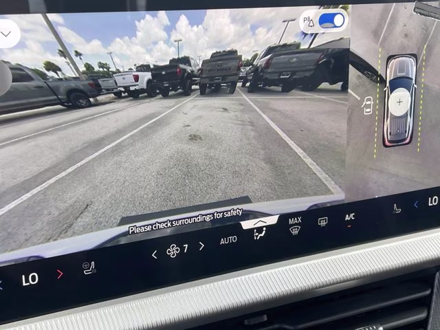 2026 Star White Metallic Tri-Coat Ford Explorer ST-Line RWD SUV