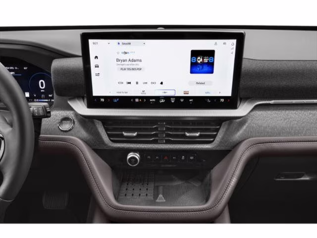 2026 Space White Metallic Ford Explorer Platinum 4X4 SUV