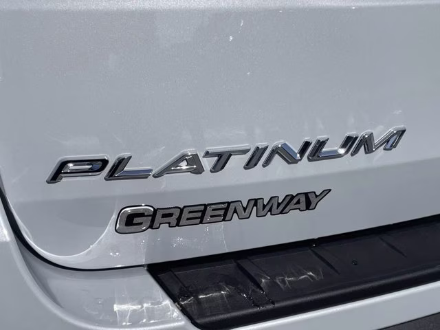 2026 Space White Metallic Ford Explorer Platinum 4X4 SUV