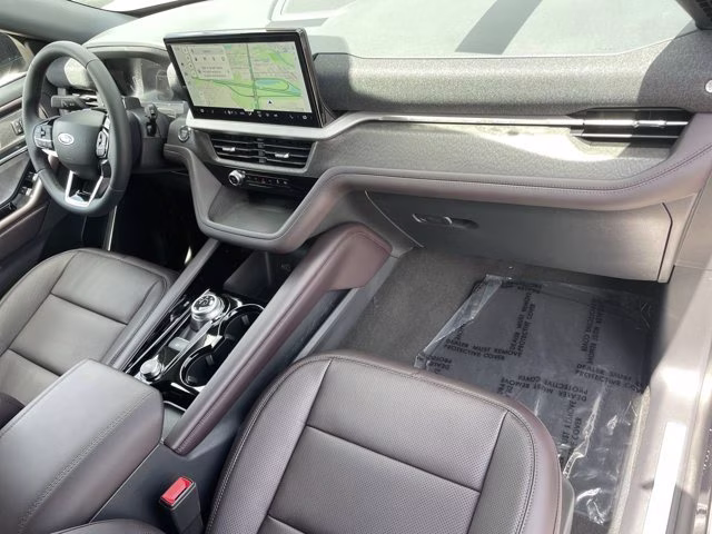 2026 Agate Black Metallic Ford Explorer Platinum 4X4 SUV
