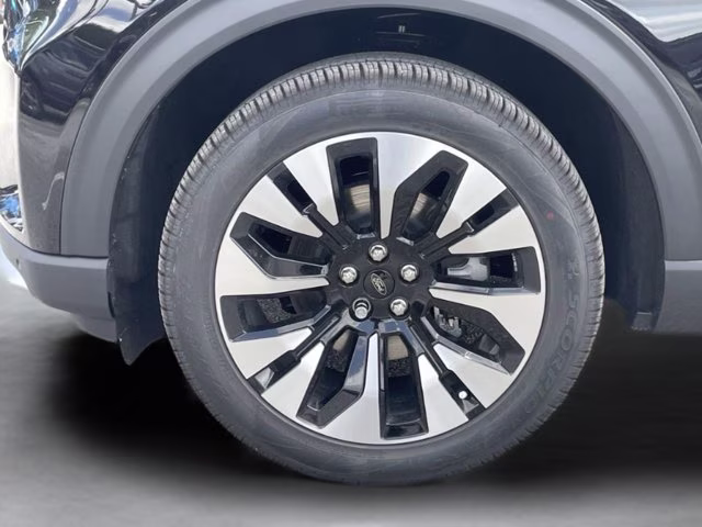 2026 Agate Black Metallic Ford Explorer Platinum 4X4 SUV