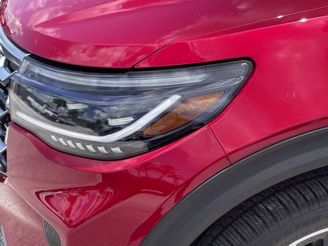 2026 Rapid Red Metallic Tinted Clearcoat Ford Explorer Platinum 4X4 SUV