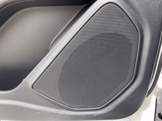 2026 Star White Metallic Tri-Coat Ford Explorer Tremor 4X4 SUV