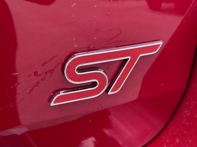 2026 Rapid Red Metallic Tinted Clearcoat Ford Explorer ST RWD SUV