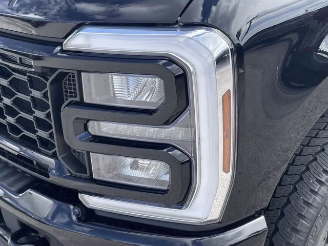 2026 Agate Black Metallic Ford Super Duty F-250 SRW LARIAT 4X4 Truck