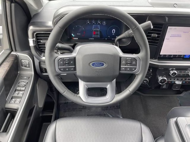2026 Avalanche Ford Super Duty F-250 SRW LARIAT 4X4 Truck