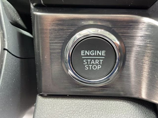 2026 Avalanche Ford Super Duty F-250 SRW LARIAT 4X4 Truck
