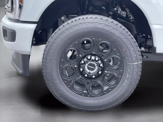 2026 Avalanche Ford Super Duty F-250 SRW LARIAT 4X4 Truck
