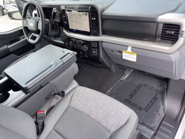 2026 Oxford White Ford Super Duty F-250 SRW XLT 4X4 Truck