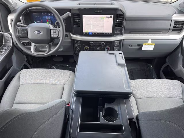 2026 Oxford White Ford Super Duty F-250 SRW XLT 4X4 Truck
