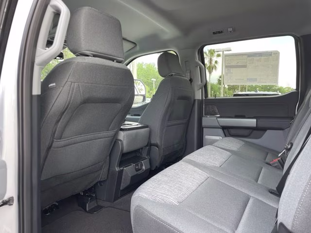 2026 Oxford White Ford Super Duty F-250 SRW XLT 4X4 Truck