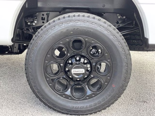 2026 Oxford White Ford Super Duty F-250 SRW XLT 4X4 Truck