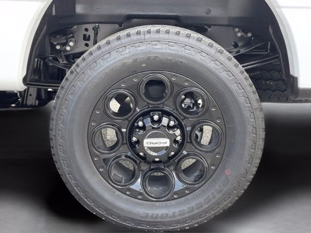 2026 Oxford White Ford Super Duty F-250 SRW XLT 4X4 Truck