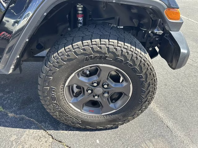 2022 Black Clearcoat Jeep Gladiator Rubicon 4X4 Truck