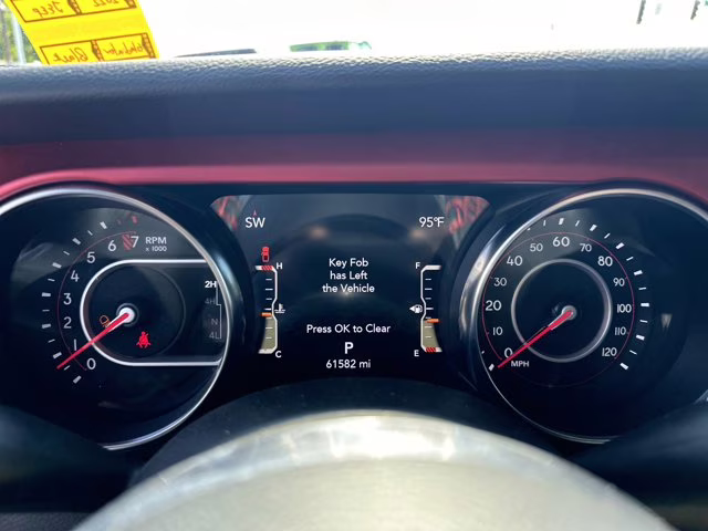 2022 Black Clearcoat Jeep Gladiator Rubicon 4X4 Truck