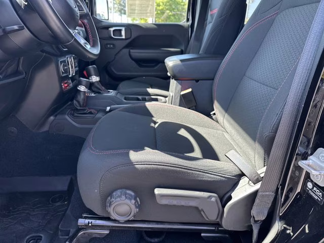 2022 Black Clearcoat Jeep Gladiator Rubicon 4X4 Truck