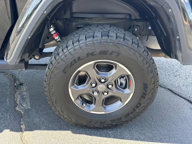 2022 Black Clearcoat Jeep Gladiator Rubicon 4X4 Truck