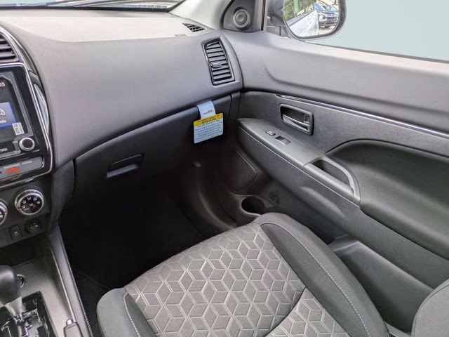 2026 White Diamond Mitsubishi Outlander Sport 2.0 ES 4X4 SUV