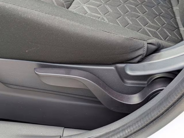 2026 White Diamond Mitsubishi Outlander Sport 2.0 ES 4X4 SUV