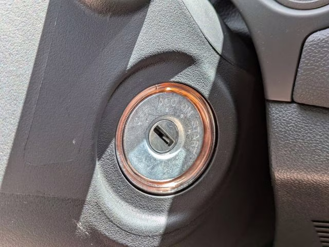 2026 White Diamond Mitsubishi Outlander Sport 2.0 ES 4X4 SUV