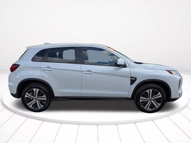 2026 White Diamond Mitsubishi Outlander Sport 2.0 ES 4X4 SUV