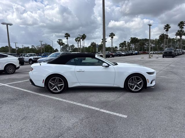 2025 Oxford White Ford Mustang EcoBoost RWD Convertible