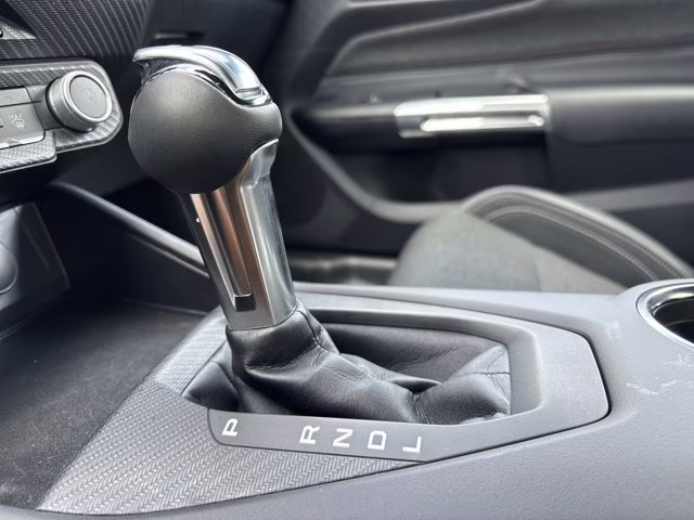 2025 Oxford White Ford Mustang EcoBoost RWD Convertible