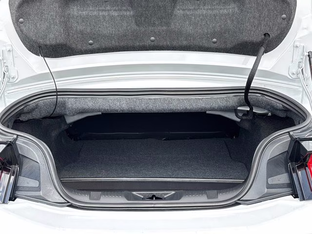 2025 Oxford White Ford Mustang EcoBoost RWD Convertible