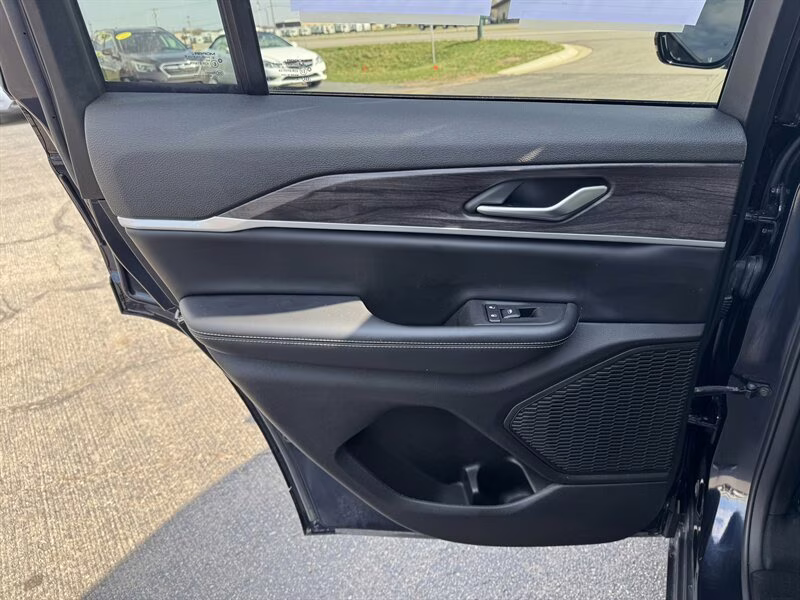 2024 Midnight Sky Jeep Grand Cherokee Limited 4X4 SUV