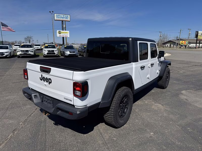 2020 Bright White Clear Coat Jeep Gladiator Sport S 4X4 Truck