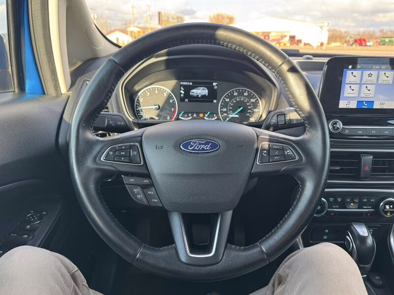 2019 Blue Candy Metallic Tinted Clearcoat Ford EcoSport SE FWD Crossover