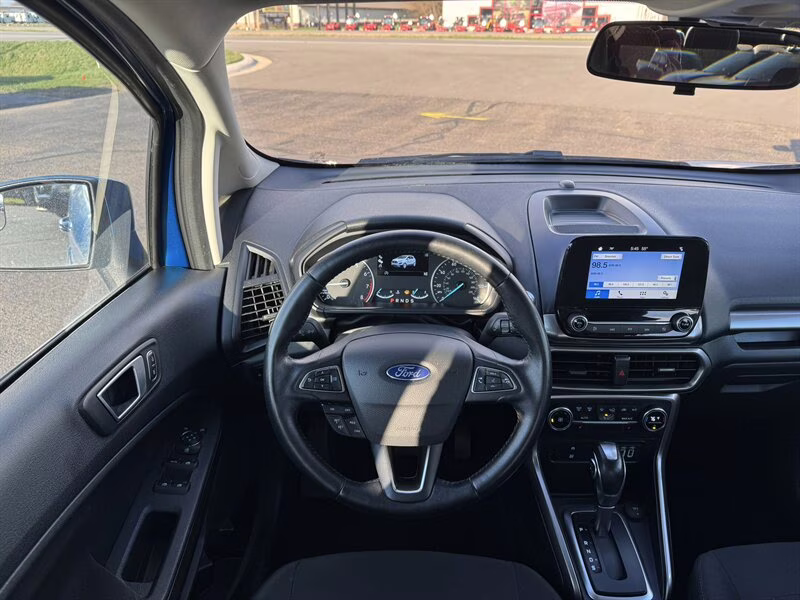 2019 Blue Candy Metallic Tinted Clearcoat Ford EcoSport SE FWD Crossover