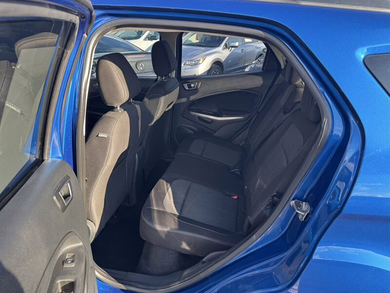 2019 Blue Candy Metallic Tinted Clearcoat Ford EcoSport SE FWD Crossover