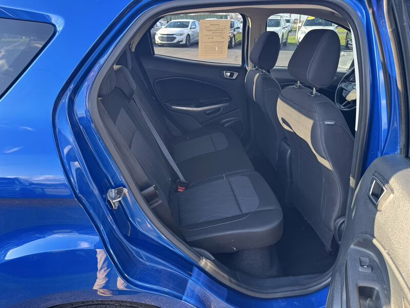 2019 Blue Candy Metallic Tinted Clearcoat Ford EcoSport SE FWD Crossover