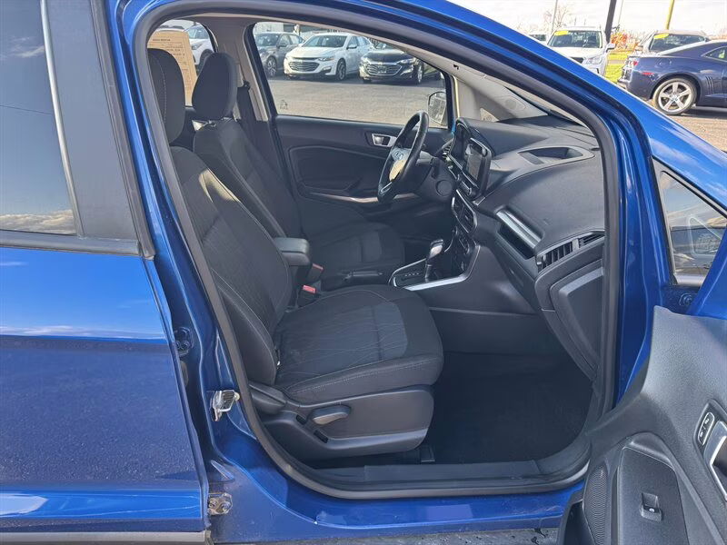 2019 Blue Candy Metallic Tinted Clearcoat Ford EcoSport SE FWD Crossover