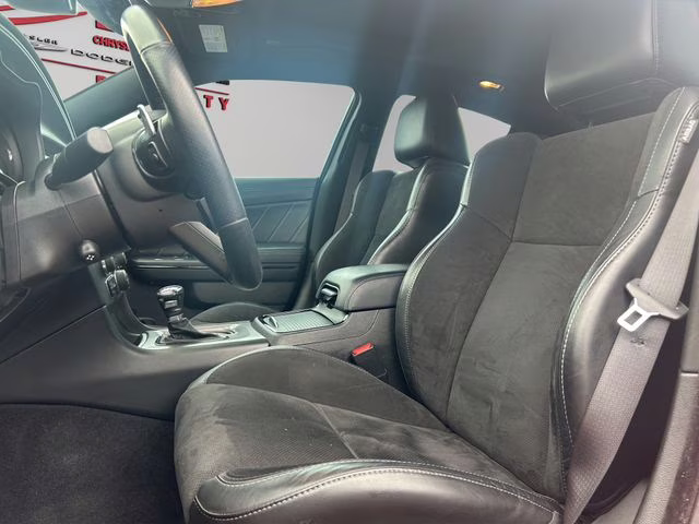 2023 Torred Clearcoat Dodge Charger R/T RWD Sedan