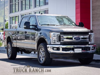 2019 Magnetic Ford Super Duty F-250 SRW XLT 4X4 Truck