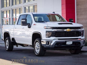 2024 Summit White Chevrolet Silverado 2500HD LT 4X4 Truck