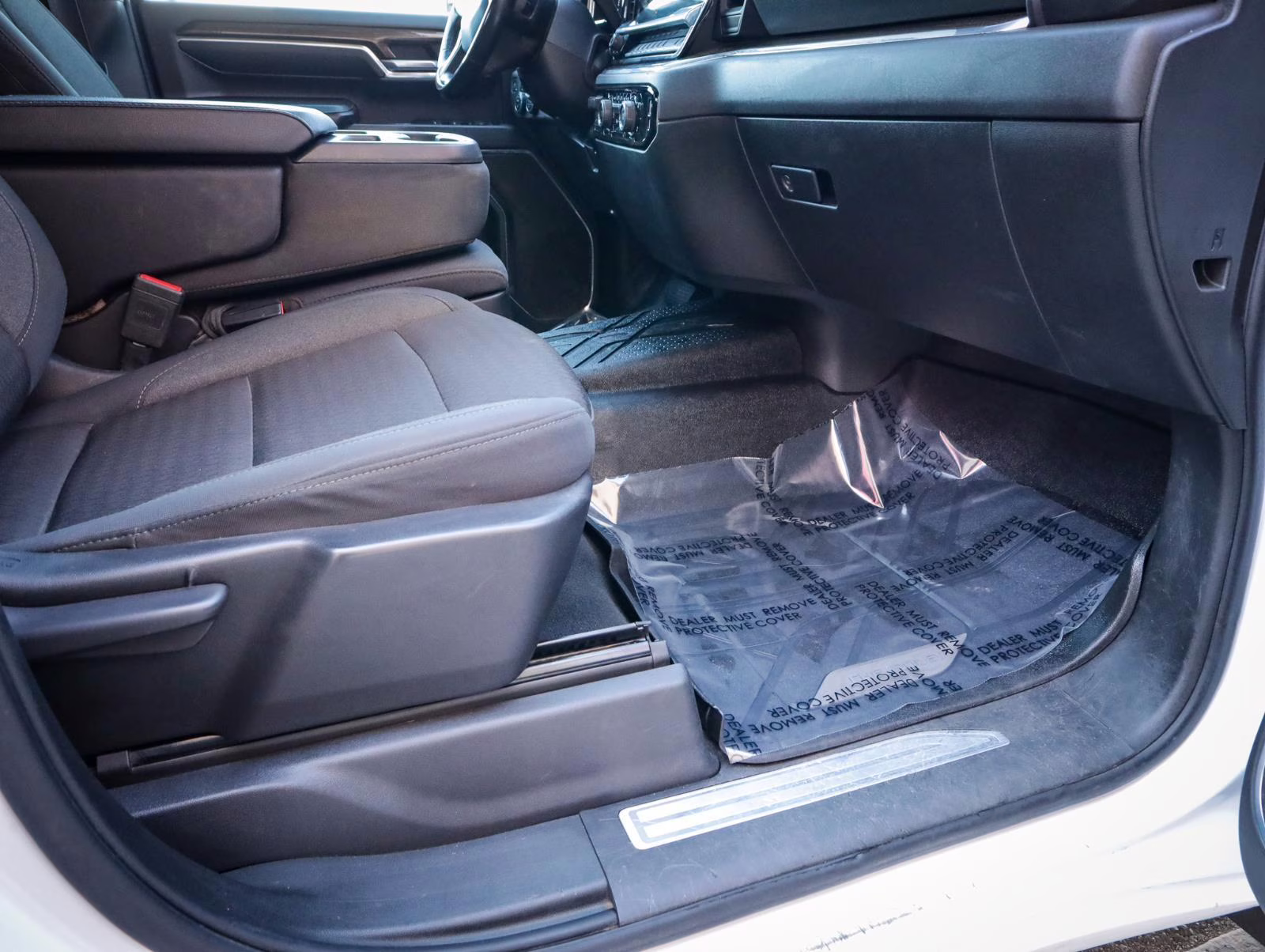 2024 Summit White Chevrolet Silverado 2500HD LT 4X4 Truck