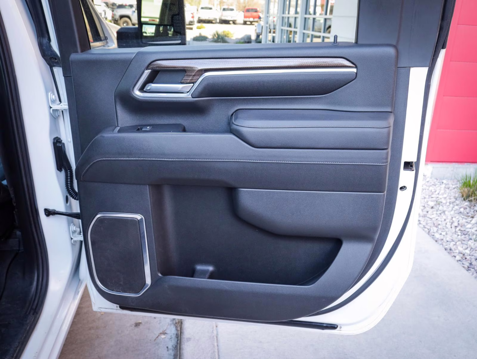 2024 Summit White Chevrolet Silverado 2500HD LT 4X4 Truck