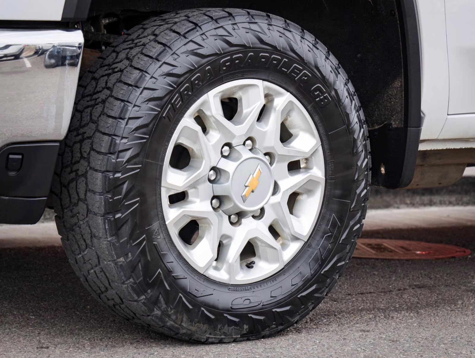 2023 Summit White Chevrolet Silverado 2500HD LT 4X4 Truck