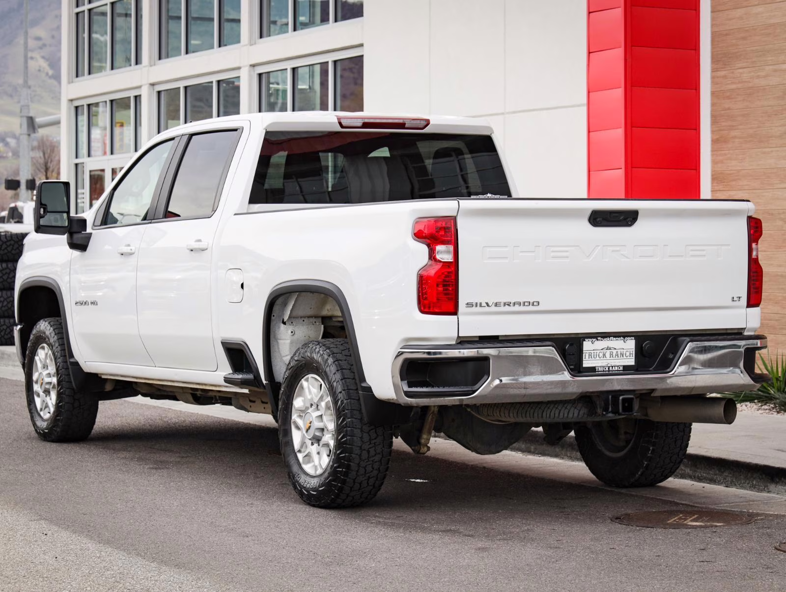 2023 Summit White Chevrolet Silverado 2500HD LT 4X4 Truck