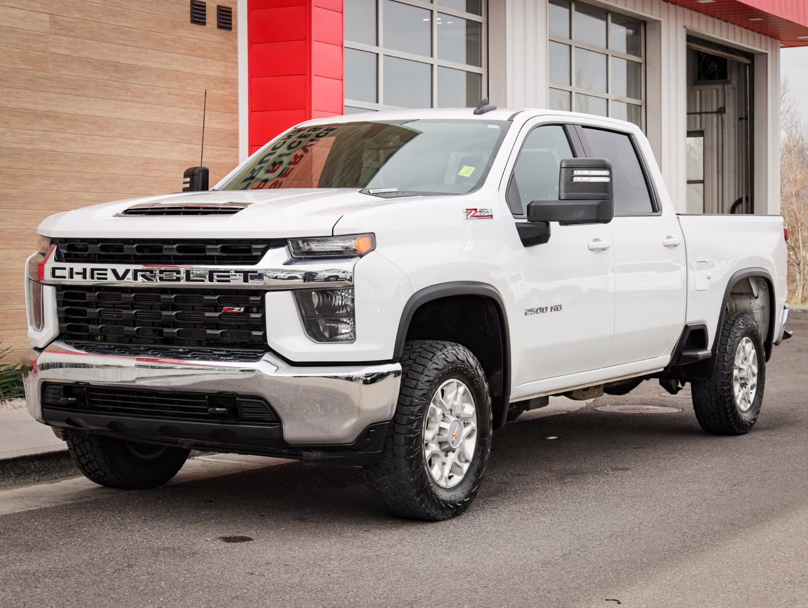 2023 Summit White Chevrolet Silverado 2500HD LT 4X4 Truck