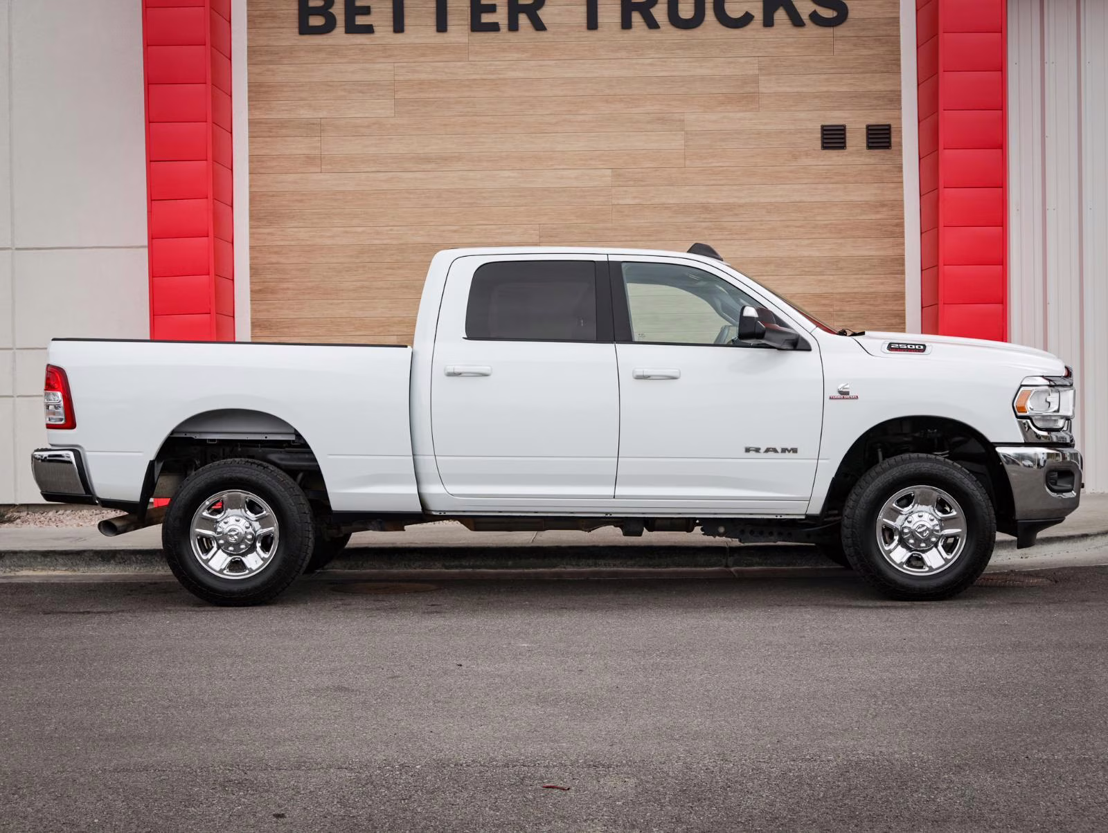 2022 Bright White Clearcoat Ram 2500 Big Horn 4X4 Truck